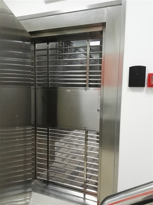 深圳建設銀行金庫門安裝實例 深圳建設銀行金庫門安裝實例